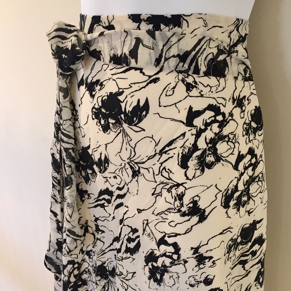 100% silk skirt - Mac & Jac - Picture 3 of 4